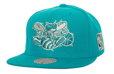 Mitchell & Ness NBA Watch Me Shine Charlotte Hornets Snapback Hat