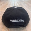 Mitchell & Ness NBA Low Big Face San Antonio Spurs Snapback Hat